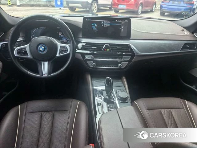 BMW 5 series PHEV 2021 Черный из Китая, фото 3