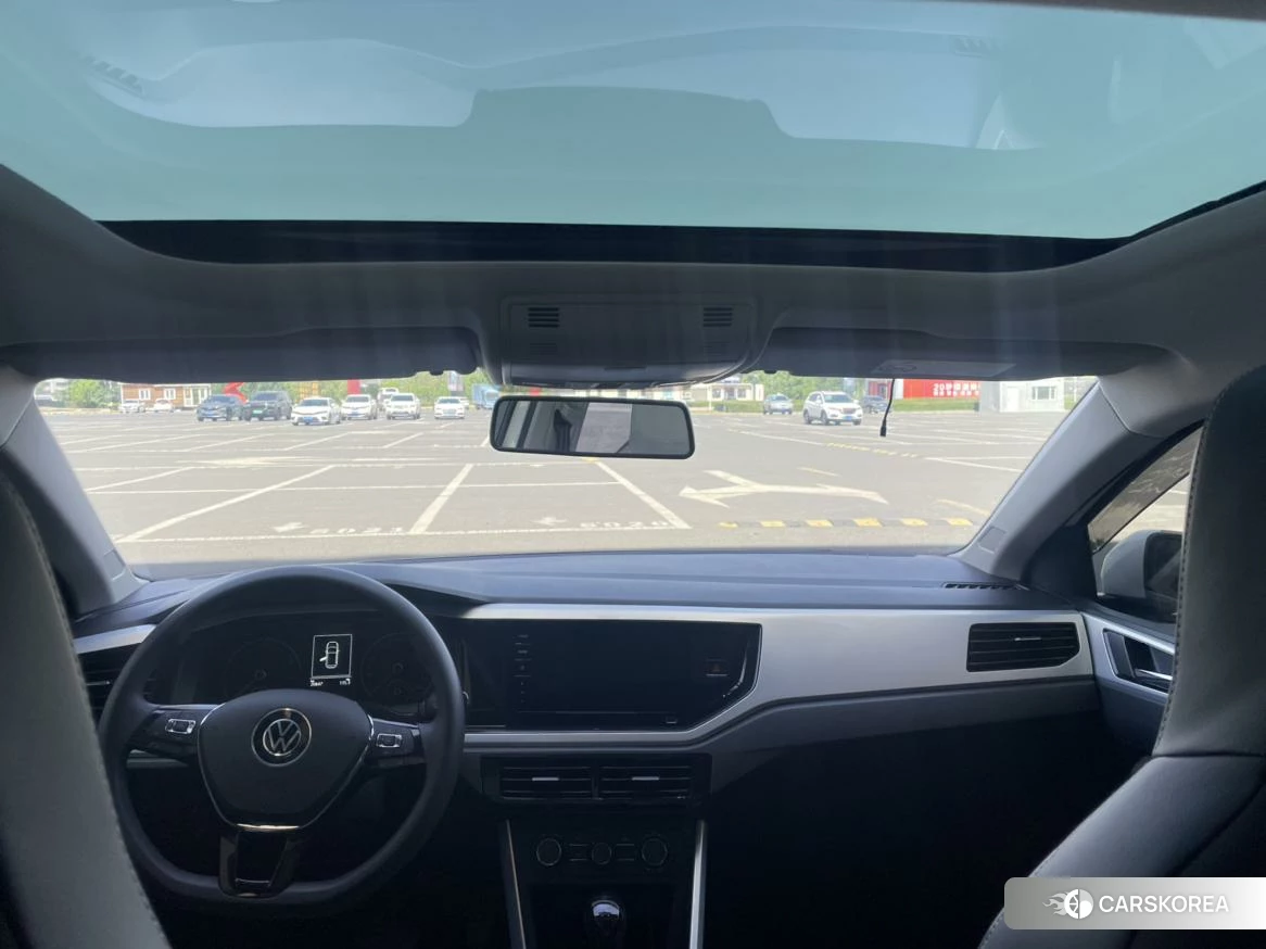 Volkswagen Polo 2021 Белый из Китая, фото 3