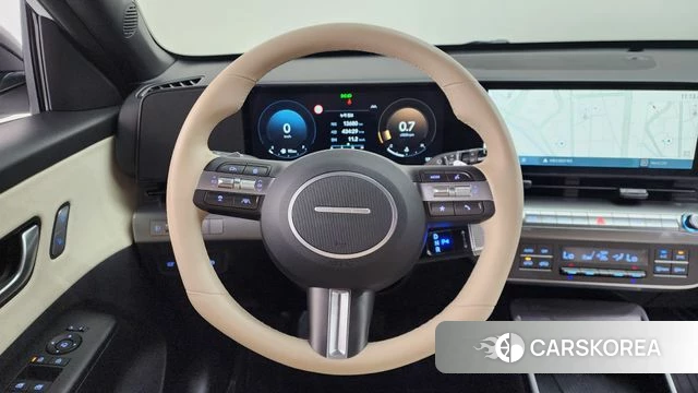 Hyundai Kona (SX2) 2024 Белый из Кореи, фото 3