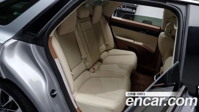 Hyundai Grandeur Hybrid (GN7) id 2700729 из Кореи 3