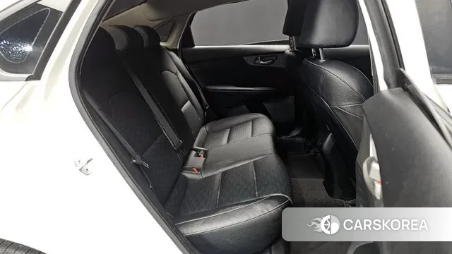 Kia Come New K3 2018 Белый из Кореи, фото 3