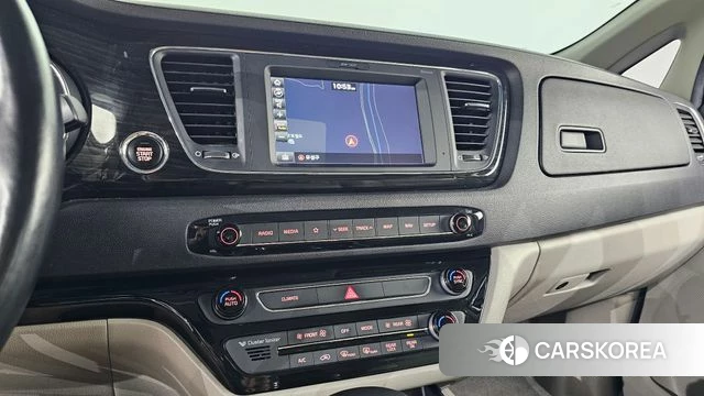 Kia The New Carnival 2019 Белый из Кореи, фото 3