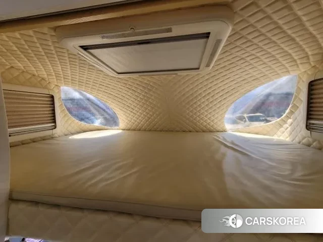 Hyundai The New Grand Starex 2019 Белый из Кореи, фото 3