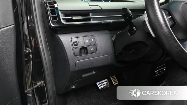 Hyundai Staria 2024 Черный из Кореи, фото 3