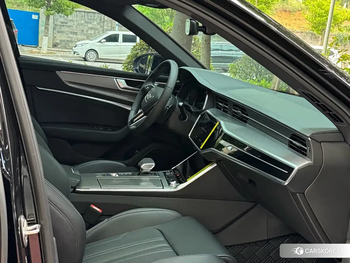 Audi A6L 2026 Черный из Китая, фото 3