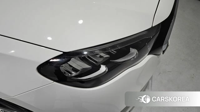 Mercedes-Benz E-Class W214 2024 Белый из Кореи, фото 3