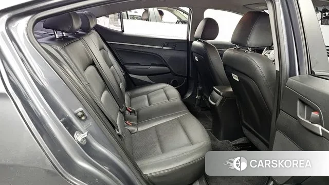 Hyundai Avante AD 2018 Серый из Кореи, фото 3