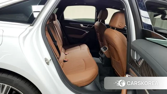 Audi A6 (C8) 2023 Белый из Кореи, фото 3