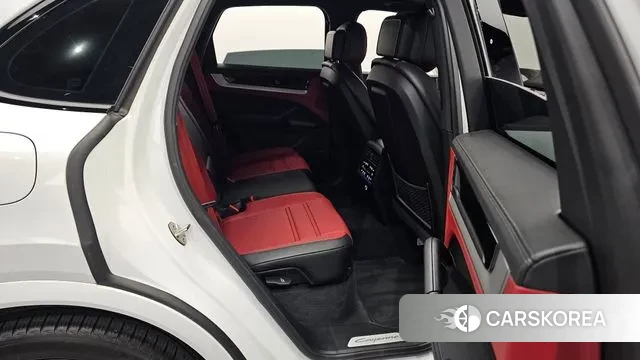 Porsche Cayenne (PO536) 2024 Белый из Кореи, фото 3