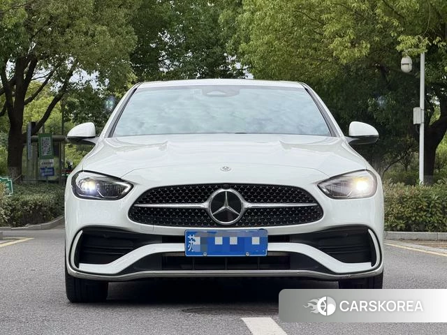 Mercedes-Benz Class C 2024 Белый из Китая, фото 3
