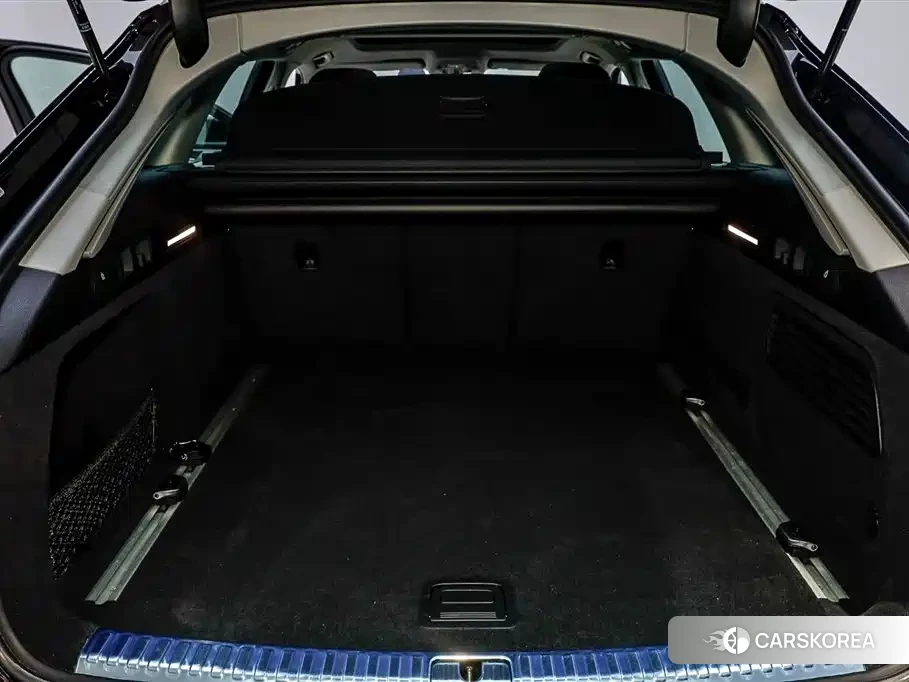 Audi A6 (imported) 2021 Черный из Китая, фото 3