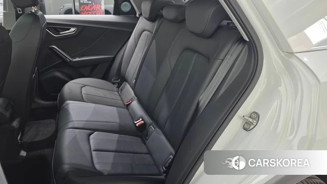 Audi Q2 2023 Белый из Кореи, фото 3