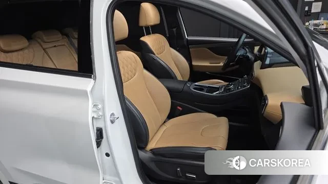 Hyundai The New Santa Fe 2023 Белый из Кореи, фото 3