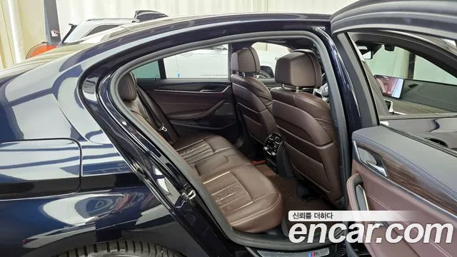 BMW 5 Series (G30) id 2711216 из Кореи 3