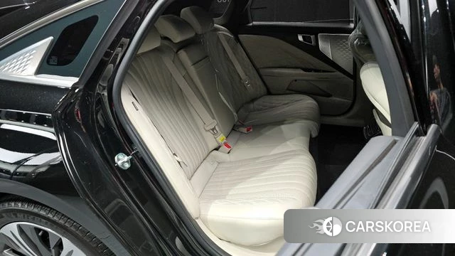 Kia K8 Hybrid 2023 Черный из Кореи, фото 3