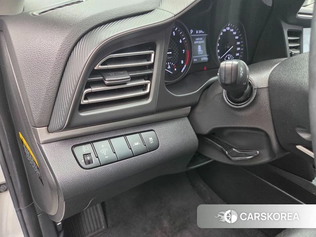 Hyundai The New Avante AD 2018 Белый из Кореи, фото 3