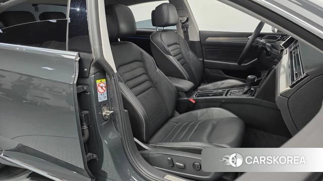 Volkswagen Arteon 2020 Серый из Кореи, фото 3