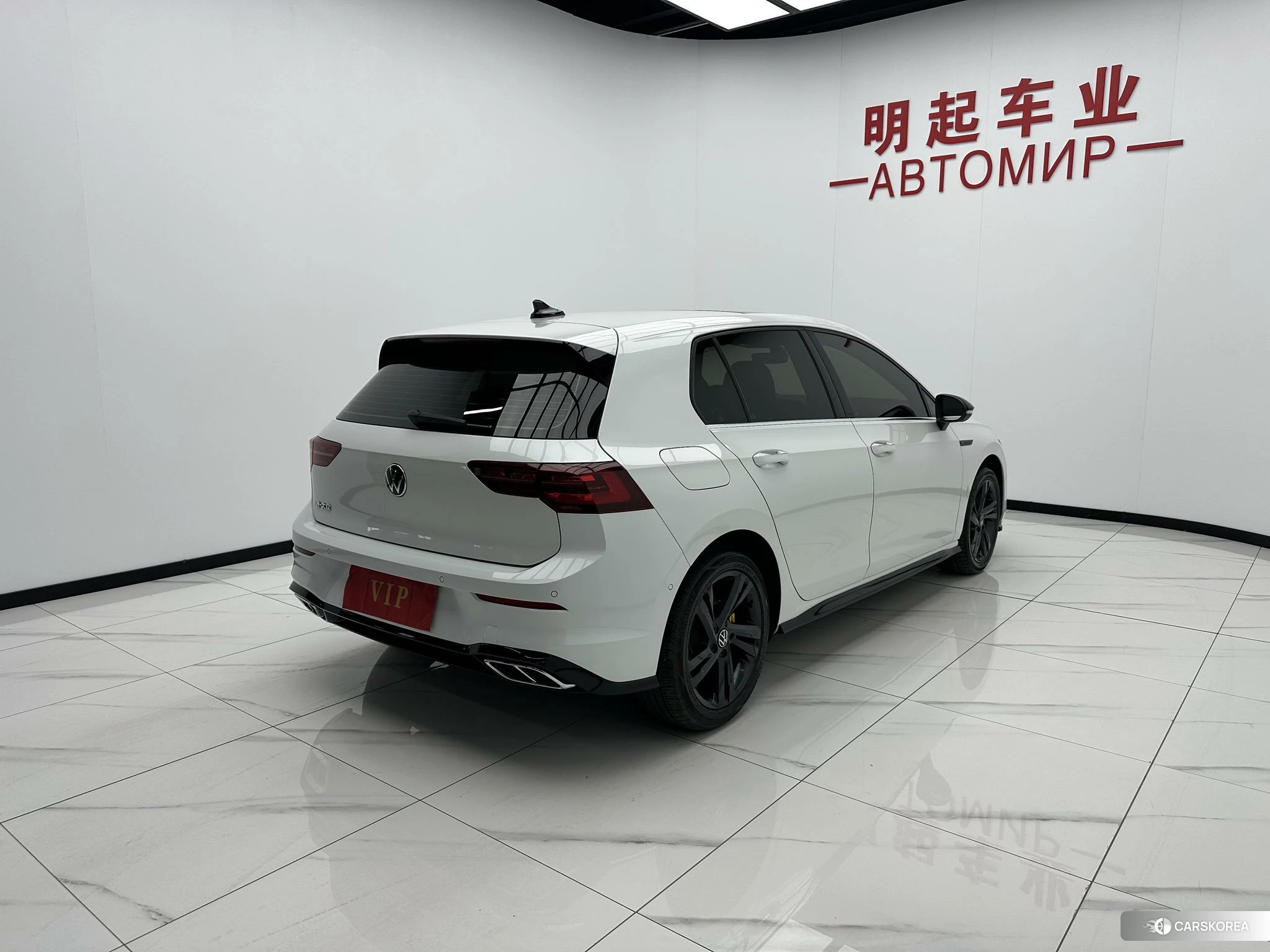 Volkswagen Golf 2022 Белый из Китая, фото 3