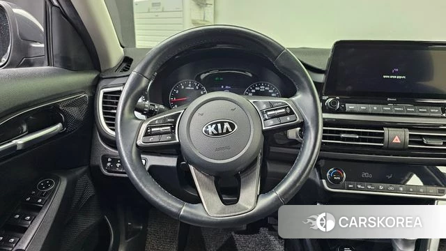 Kia Seltos 2020 Серый из Кореи, фото 3