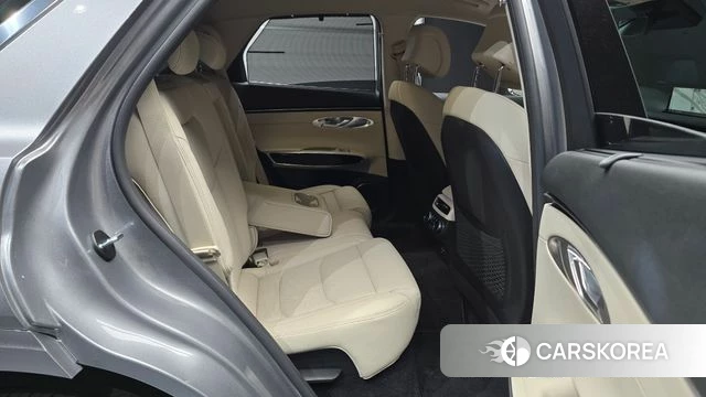 Genesis GV70 2023 Серебряный из Кореи, фото 3