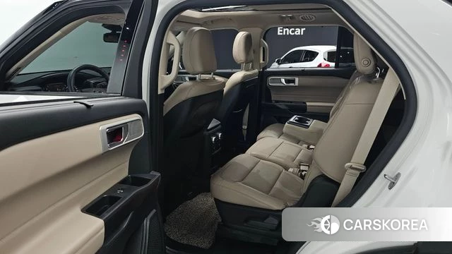 Ford Explorer 6th Generation 2019 Белый из Кореи, фото 3