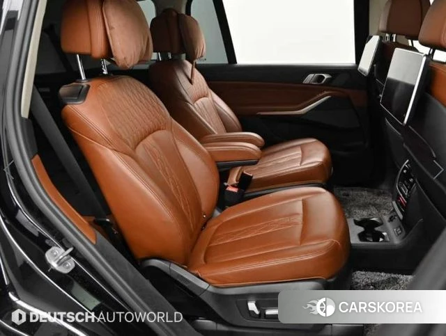 BMW X7 (G07) 2021 Черный из Кореи, фото 3