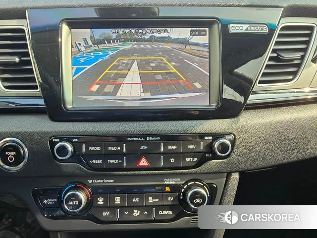 Kia Niro EV 2020 Серебряный из Кореи, фото 3