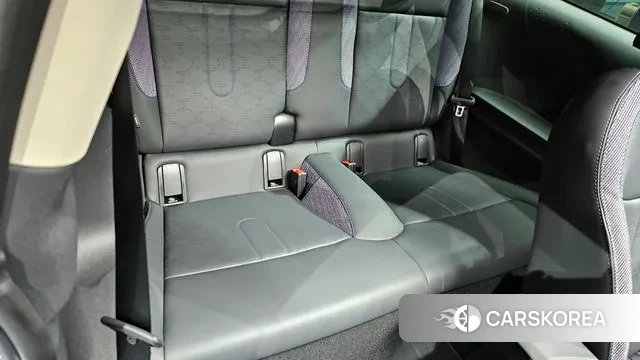 Mini Cooper C 4th generation 2025 Черный из Кореи, фото 3