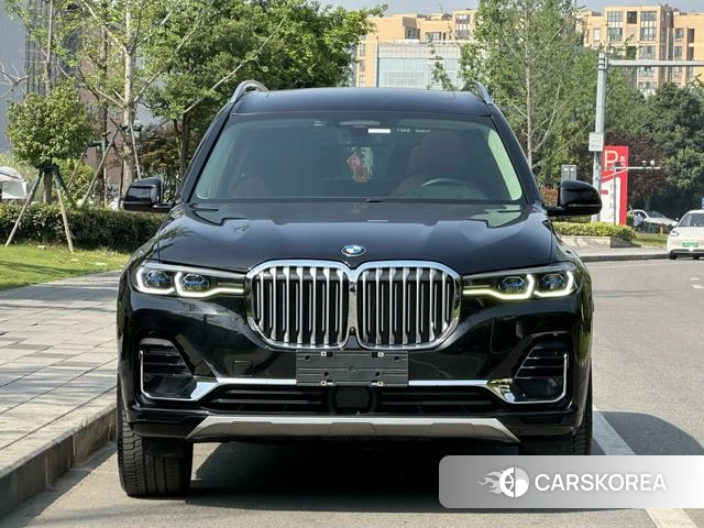 BMW X7 2021 Черный из Китая, фото 3