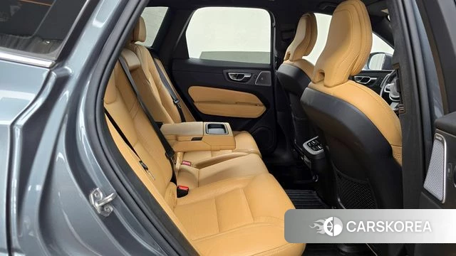 Volvo XC60 second Generation 2018 Серый из Кореи, фото 3