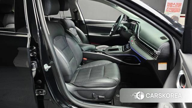 Hyundai The New Grandeur IG Hybrid 2022 Черный из Кореи, фото 3