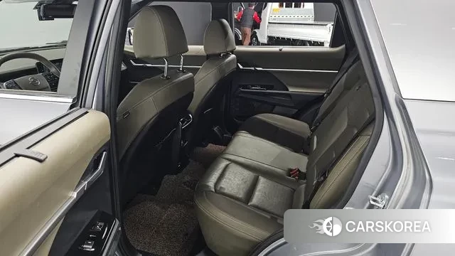 Ssangyong Torres 2023 Светло-серебряный цвет из Кореи, фото 3