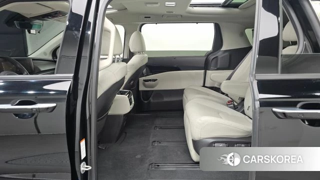 Kia Carnival 4th generation 2022 Черный из Кореи, фото 3