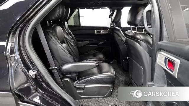 Ford Explorer 6th Generation 2020 Черный из Кореи, фото 3