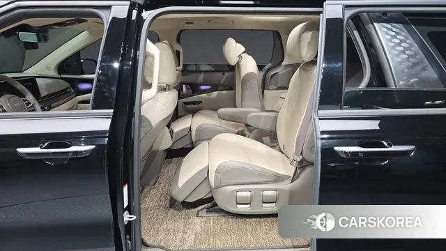 Kia Carnival 4th generation 2023 Черный из Кореи, фото 3