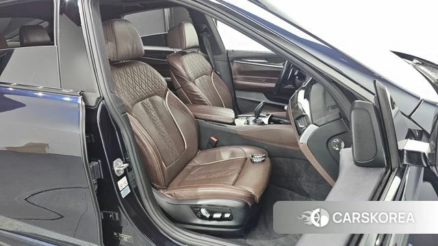 BMW 6 Series GT (G32) 2018 Синий из Кореи, фото 3
