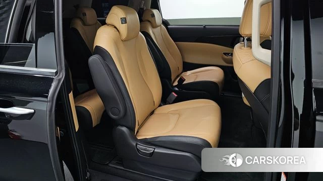 Kia Carnival 4th generation 2023 Черный из Кореи, фото 3