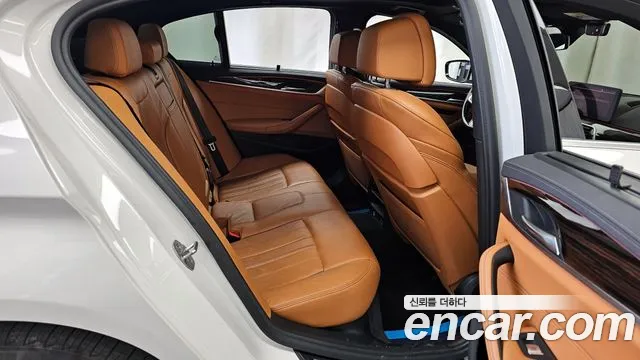 BMW 5 Series (G30) id 2711482 из Кореи 3