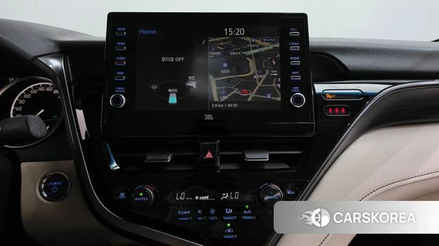 Toyota Camry (XV70) 2024 Белый из Кореи, фото 3