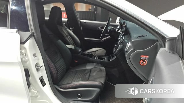 Mercedes-Benz CLA-Class C117 2018 Белый из Кореи, фото 3