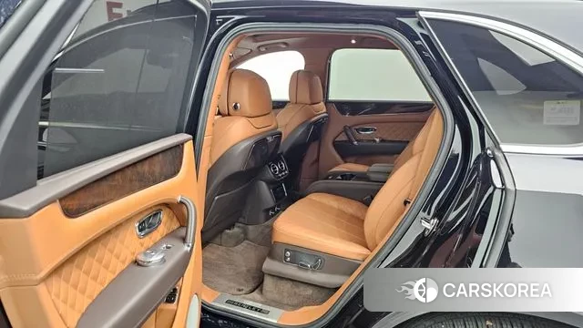 Bentley Bentayga 2018 Черный из Кореи, фото 3