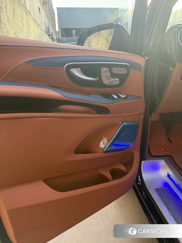 Mercedes-Benz V-class 2025 Черный из Китая, фото 3