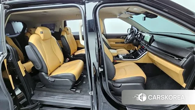 Kia Carnival 4th generation 2022 Черный из Кореи, фото 3