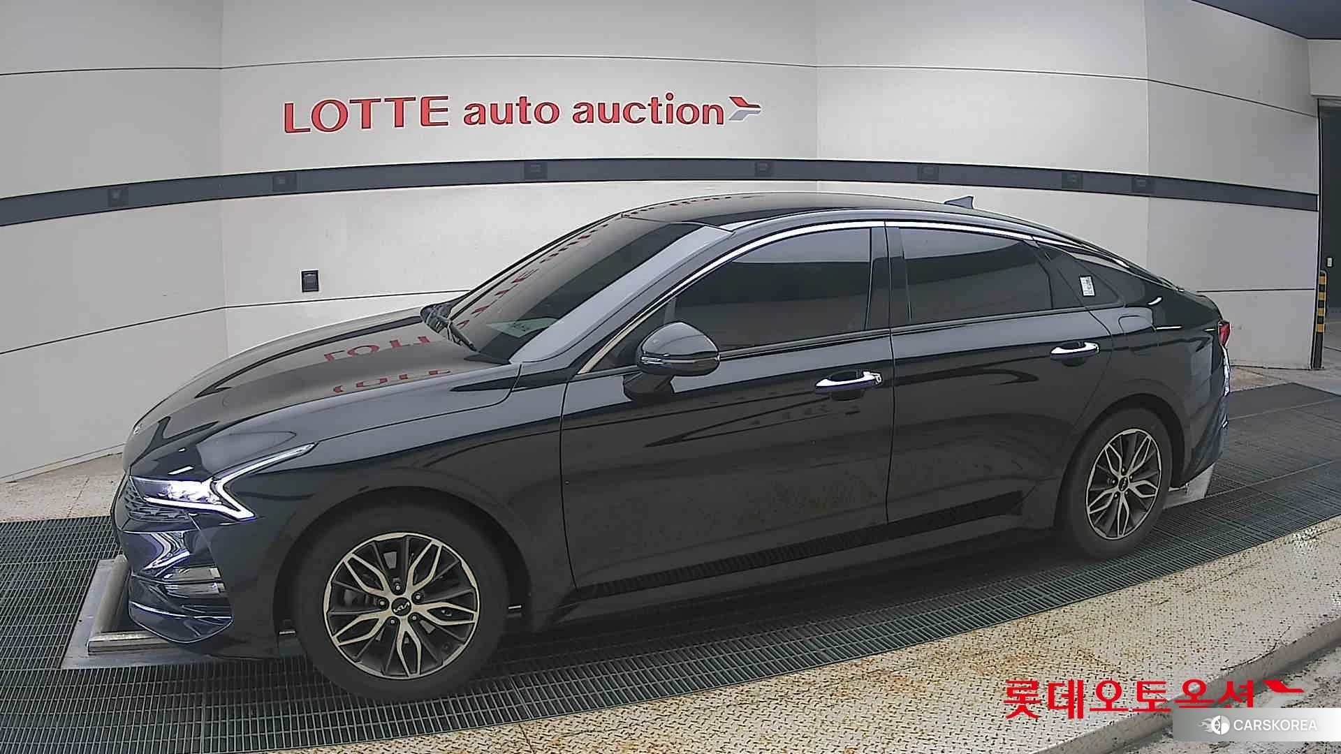 Kia K5 2023 Aurora Black Pearl из Кореи, фото 3
