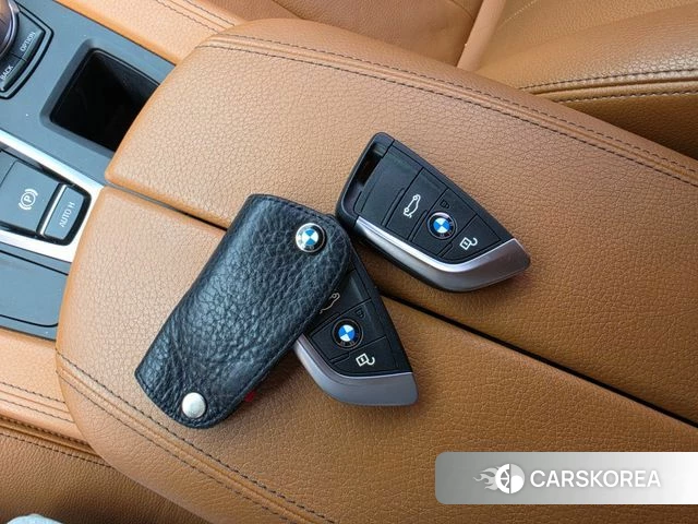 BMW X6 (F16) 2018 Белый из Кореи, фото 3