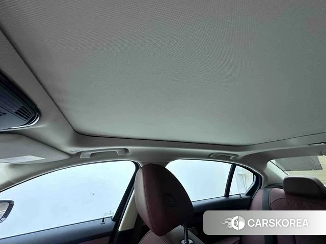 BMW 3 series 2022 Белый из Китая, фото 3