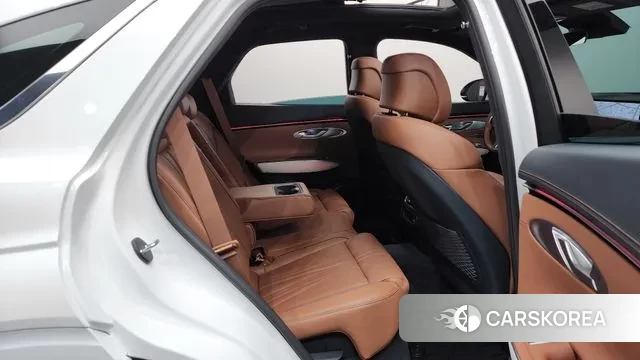 Genesis GV70 2025 Белый из Кореи, фото 3