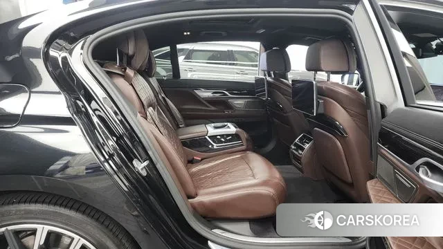 BMW 7 Series (G11) 2019 Черный из Кореи, фото 3
