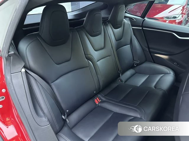 Tesla Model S 2018 Красный из Китая, фото 3