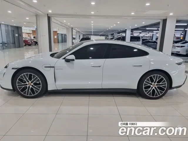 Porsche Taycan id 2669194 из Кореи 3